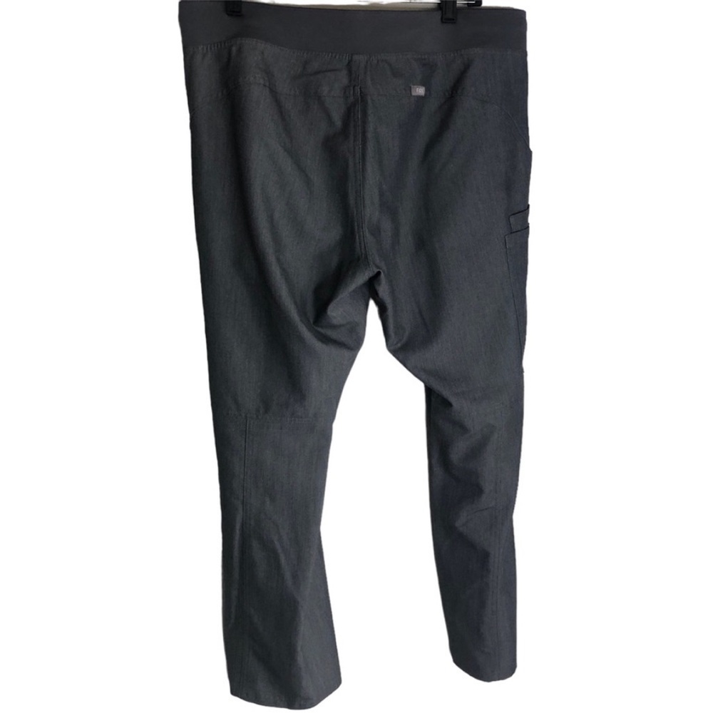 FIGS Gray Scrub Set size XS Pants Casma Top - Picture 5 of 8
